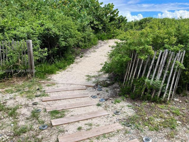 335 Ocean Dr 306, Miami Beach, FL 33139