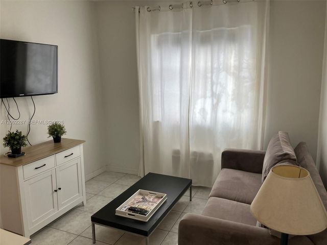 335 Ocean Dr 306, Miami Beach, FL 33139