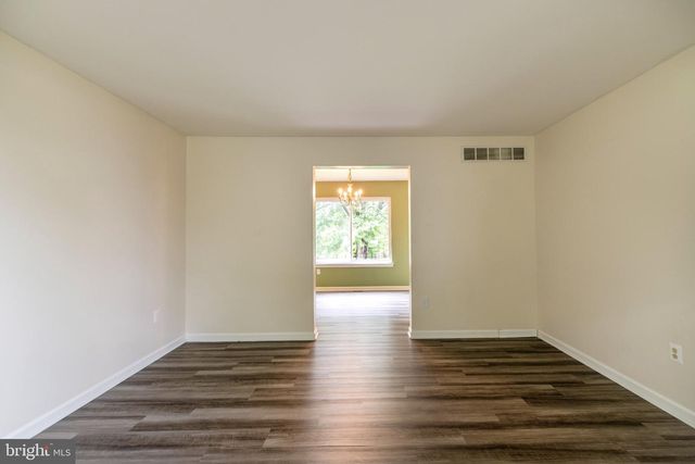 616 JENNIFER LN, Gilbertsville, PA 19525