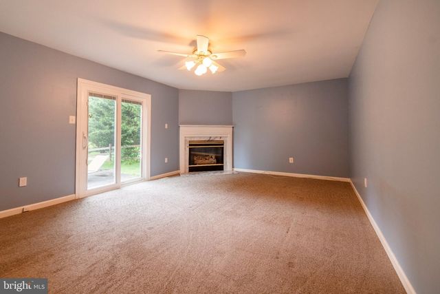 616 JENNIFER LN, Gilbertsville, PA 19525
