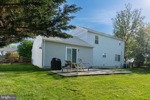 616 JENNIFER LN, Gilbertsville, PA 19525