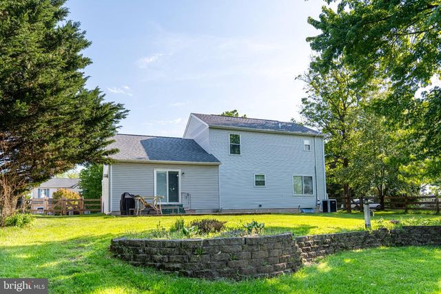 616 JENNIFER LN, Gilbertsville, PA 19525