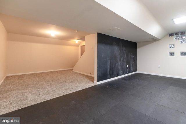 616 JENNIFER LN, Gilbertsville, PA 19525