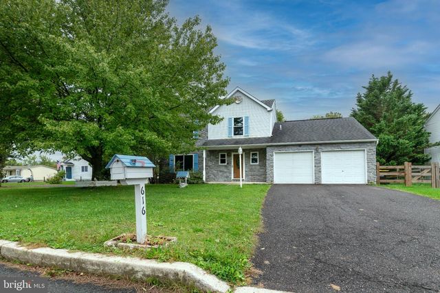 616 JENNIFER LN, Gilbertsville, PA 19525