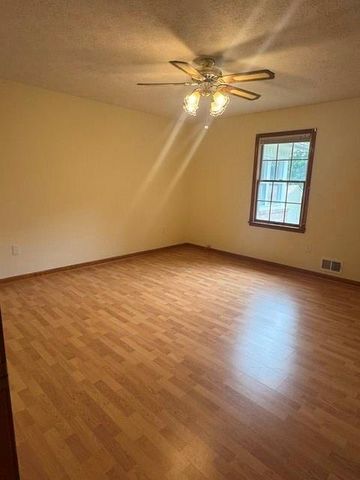 5677 Bentley Road, Cumming, GA 30040