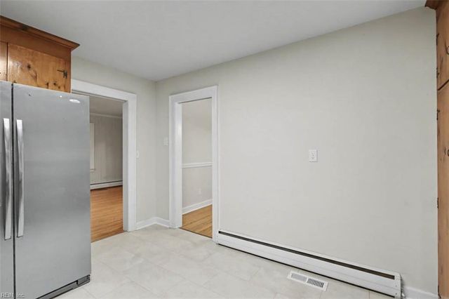 616 E Lynn Shores CIR, Virginia Beach, VA 23452