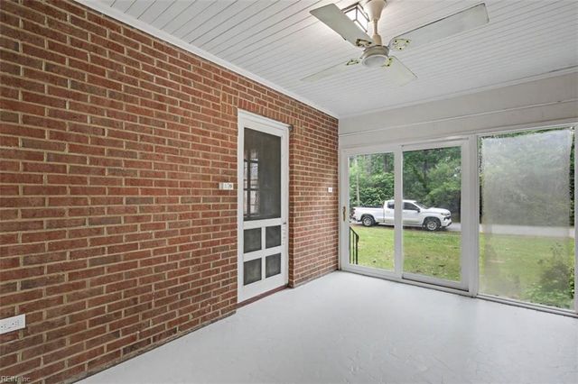 616 E Lynn Shores CIR, Virginia Beach, VA 23452