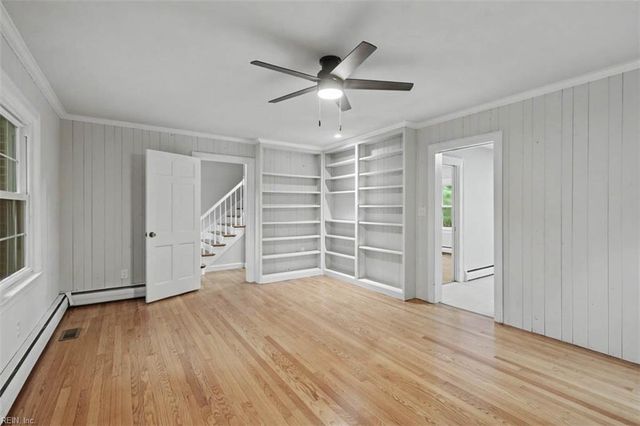 616 E Lynn Shores CIR, Virginia Beach, VA 23452