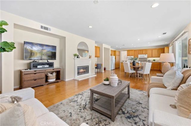 39879 Camden Court, Temecula, CA 92591