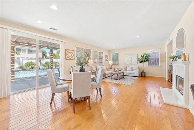 39879 Camden Court, Temecula, CA 92591