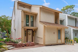 310 74th Ave N Apt 7, Myrtle Beach, SC 29572
