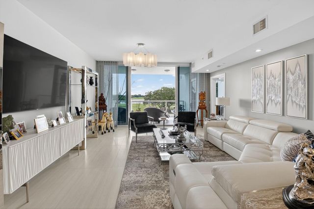 20155 Boca West Drive C205, Boca Raton, FL 33434