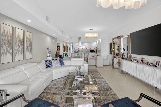 20155 Boca West Drive C205, Boca Raton, FL 33434