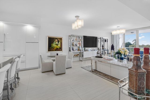 20155 Boca West Drive C205, Boca Raton, FL 33434