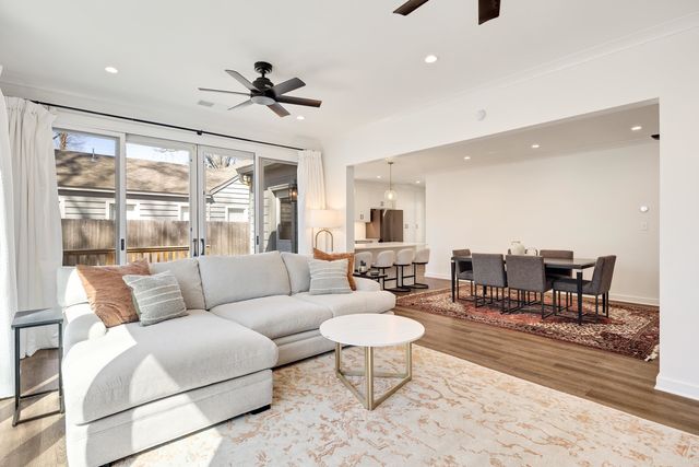 201 S HOLMES ST, Memphis, TN 38111