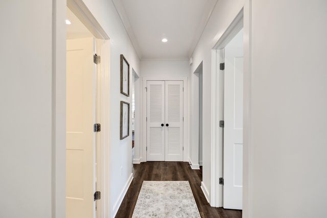 201 S HOLMES ST, Memphis, TN 38111