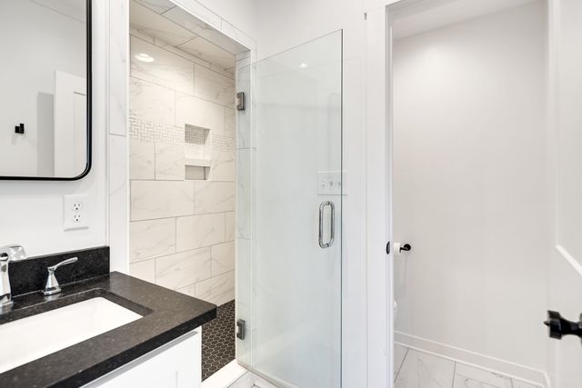 201 S HOLMES ST, Memphis, TN 38111