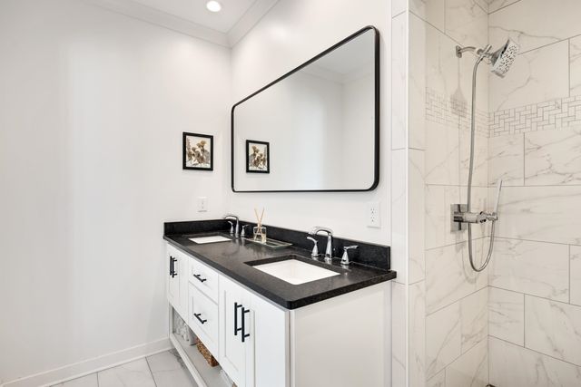 201 S HOLMES ST, Memphis, TN 38111