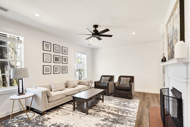 201 S HOLMES ST, Memphis, TN 38111