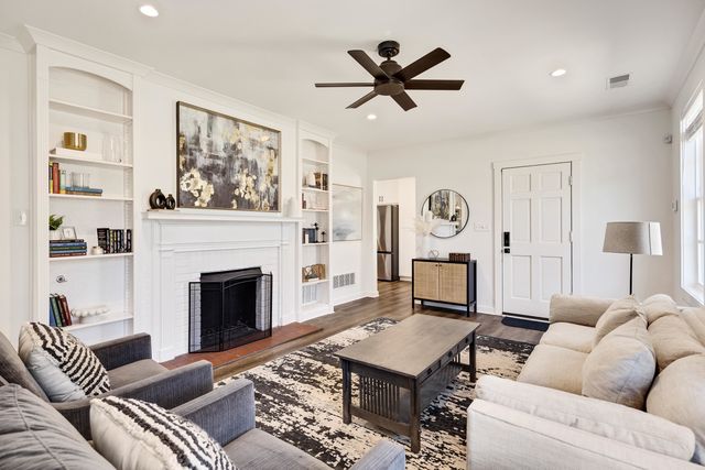 201 S HOLMES ST, Memphis, TN 38111