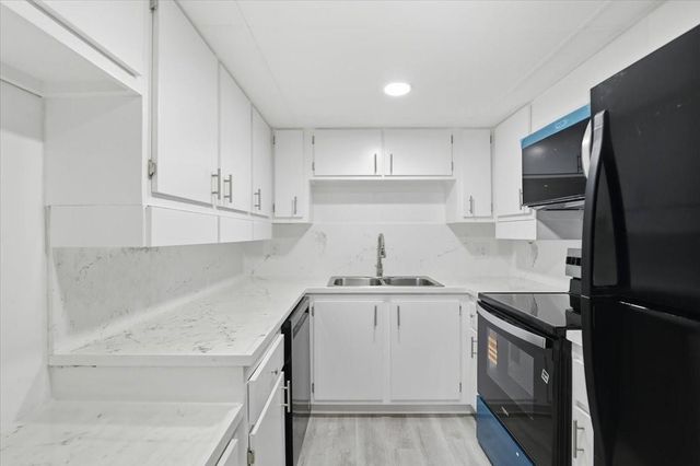 6101 N Falls Circle Dr 309, Lauderhill, FL 33319