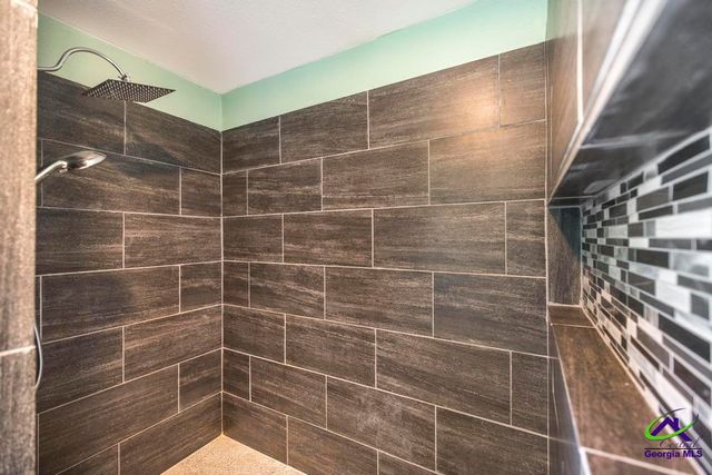 318 Flowing Meadows Drive, Kathleen, GA 31047