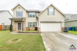 318 Flowing Meadows Drive, Bonaire, GA 31047