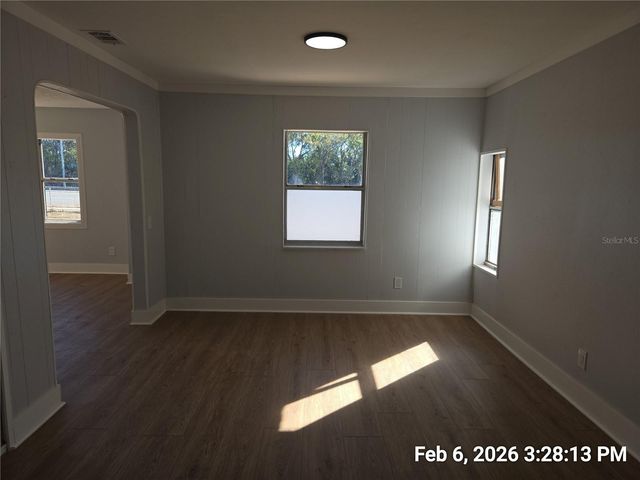 604 E COLLEGE AVENUE, Ruskin, FL 33570