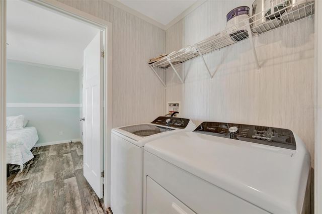 105 W SAINT JOHNS WAY, Apollo Beach, FL 33572