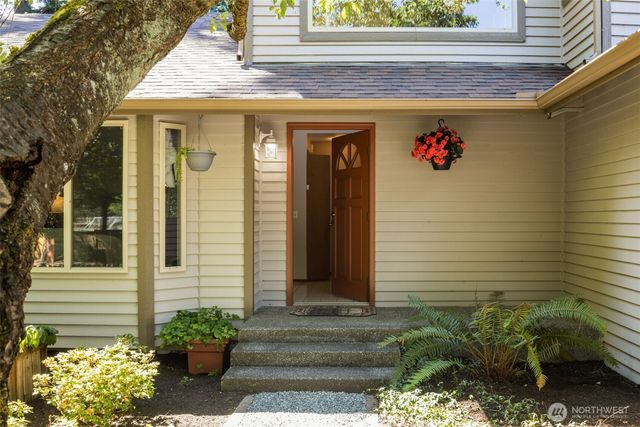 6810 168th Street SW, Lynnwood, WA 98037