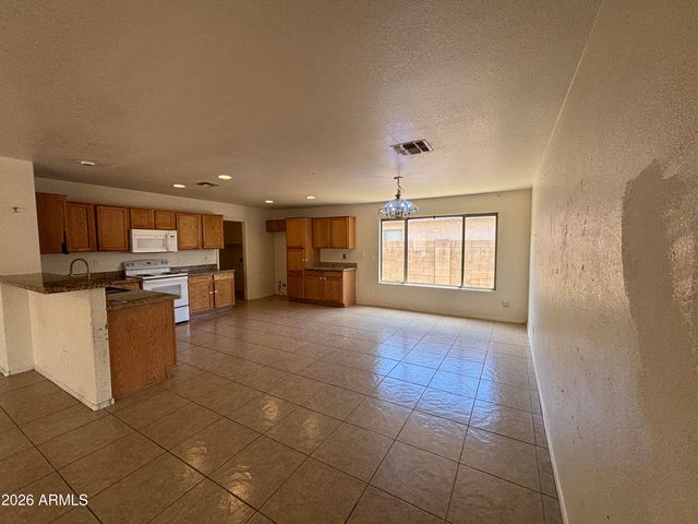 16600 N 162nd Lane, Surprise, AZ 85374
