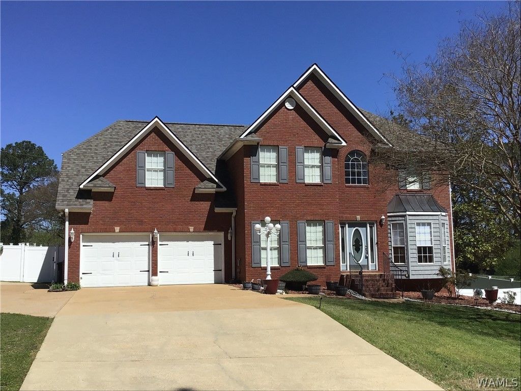 610 24th NW, Fayette, AL 35555