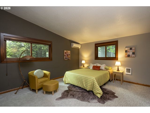7725 Sw STEWART St, Portland, OR 97223