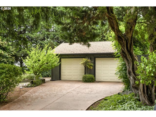 7725 Sw STEWART St, Portland, OR 97223