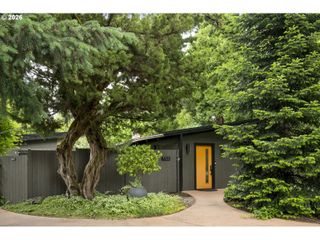 7725 Sw STEWART St, Portland, OR 97223