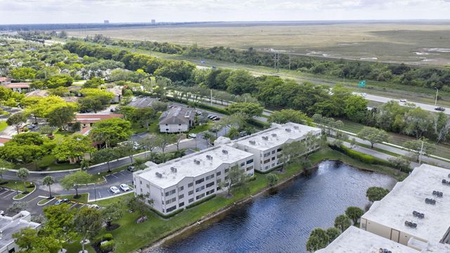 10806 W Clairmont Circle 108, Tamarac, FL 33321