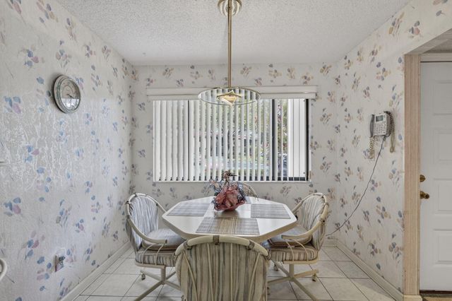 10806 W Clairmont Circle 108, Tamarac, FL 33321