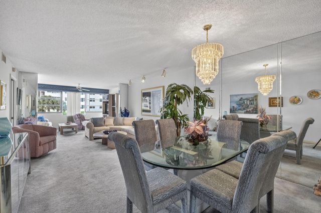 10806 W Clairmont Circle 108, Tamarac, FL 33321