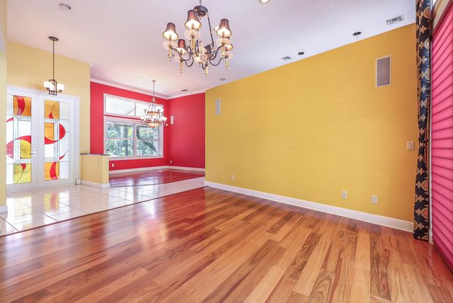 6599 140th Lane N, Palm Beach Gardens, FL 33418