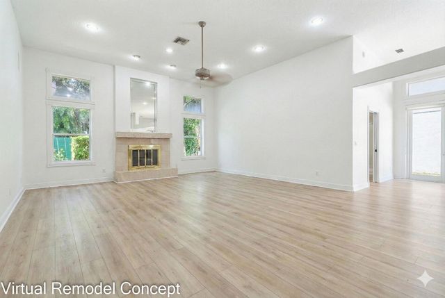 6599 140th Lane N, Palm Beach Gardens, FL 33418