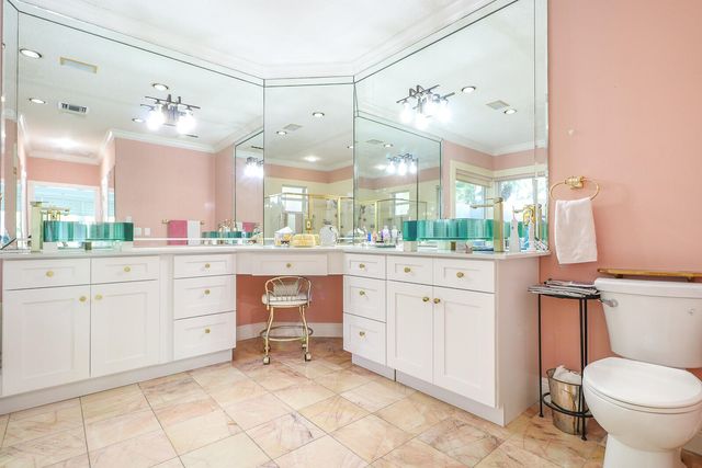 6599 140th Lane N, Palm Beach Gardens, FL 33418