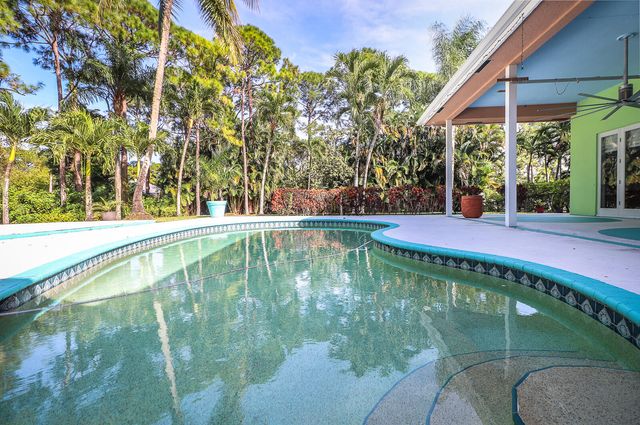 6599 140th Lane N, Palm Beach Gardens, FL 33418