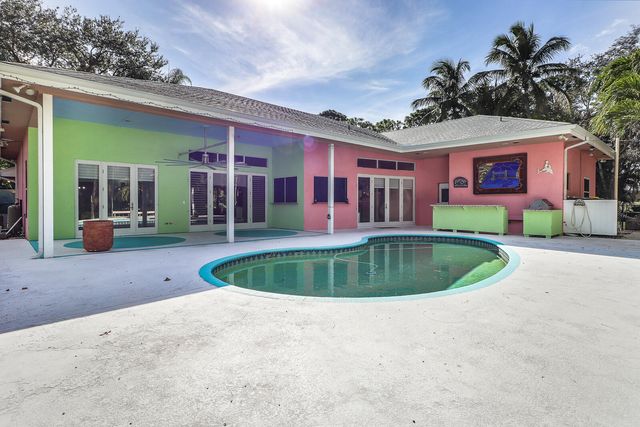 6599 140th Lane N, Palm Beach Gardens, FL 33418