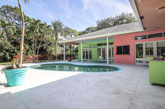 6599 140th Lane N, Palm Beach Gardens, FL 33418