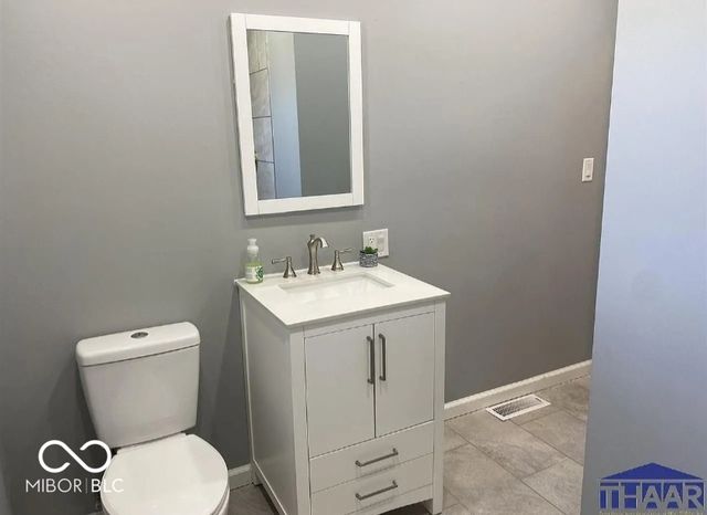 1015 Elizabeth Lane, Terre Haute, IN 47802