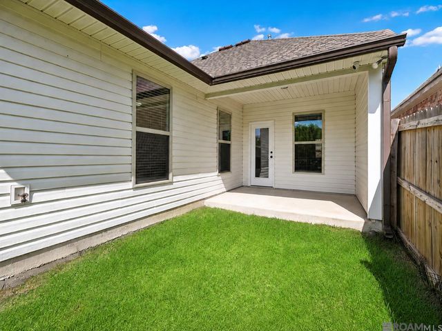 9337 Asoka Ave, Baton Rouge, LA 70810