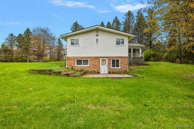 865 N Lapeer Road, Lake Orion, MI 48362