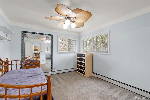 865 N Lapeer Road, Lake Orion, MI 48362