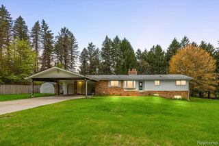 865 N Lapeer Road, Lake Orion, MI 48362