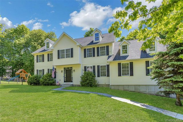 22 Theodore Trail, Carmel, NY 10512
